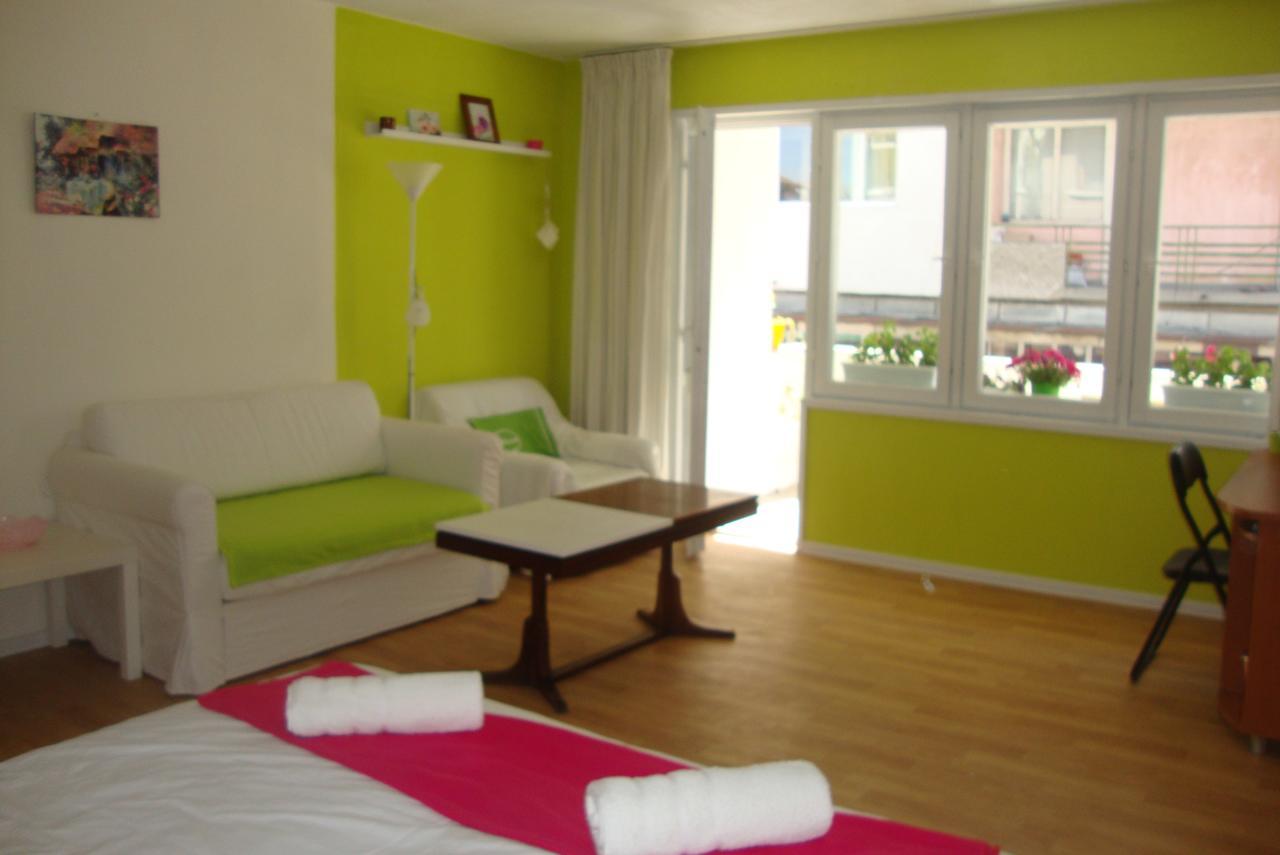 Guest Rooms Colours Καζανλούκ Εξωτερικό φωτογραφία
