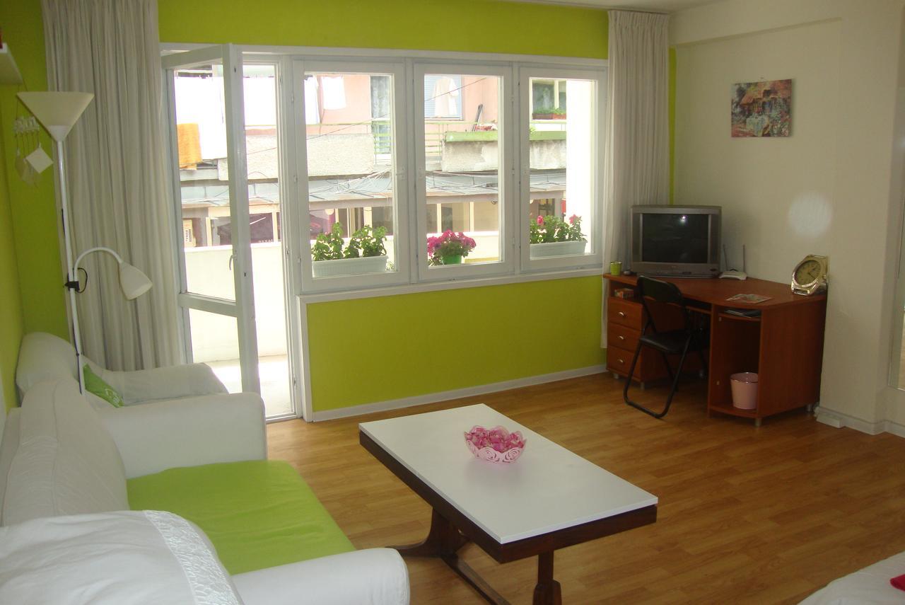 Guest Rooms Colours Καζανλούκ Εξωτερικό φωτογραφία